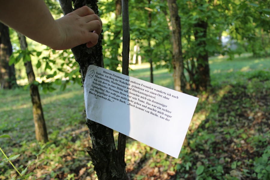 Performatives Gusto Gräser Kinderarchiv, Der Fahrende Raum - 