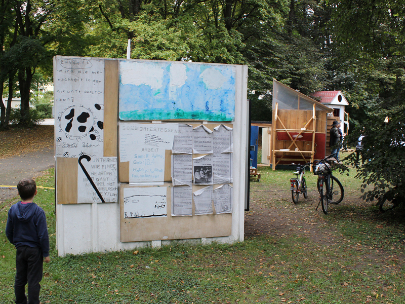 Künstler*innenfest, Foto: Alex 
Wissel, Der Fahrende Raum
 - Künstler*innenfest, Foto: Alex Wissel, Der Fahrende Raum