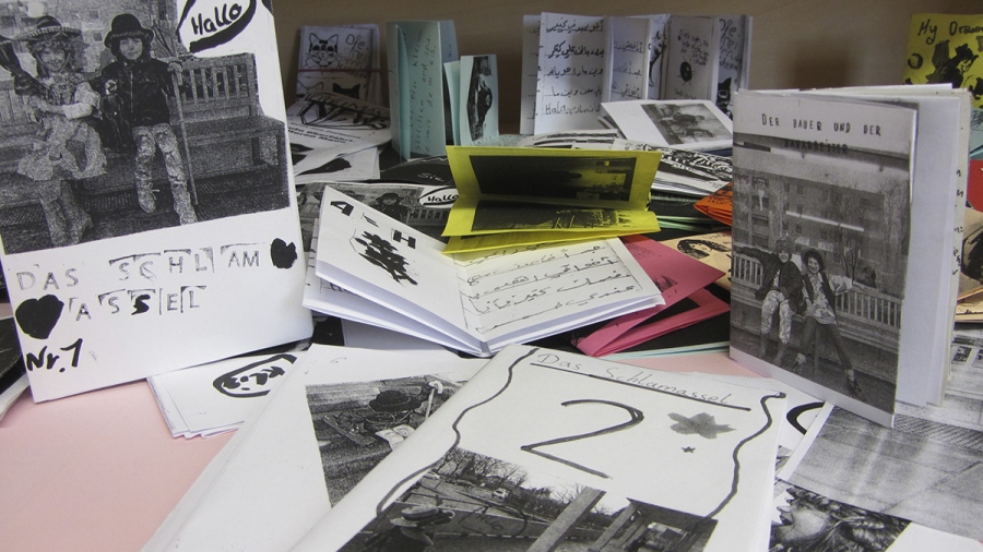 Auswahl von Zines und Print-Produktionen der Kinder und Jugendlichen des Fahrenden Raums, 2015 - 
