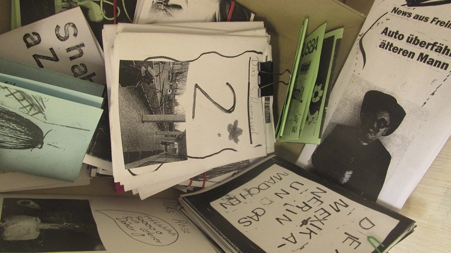 Auswahl von Zines und Print-Produktionen der Kinder und Jugendlichen des Fahrenden Raums, 2015 - 